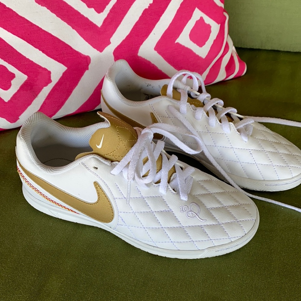 Nike tempo X casual sneakers
